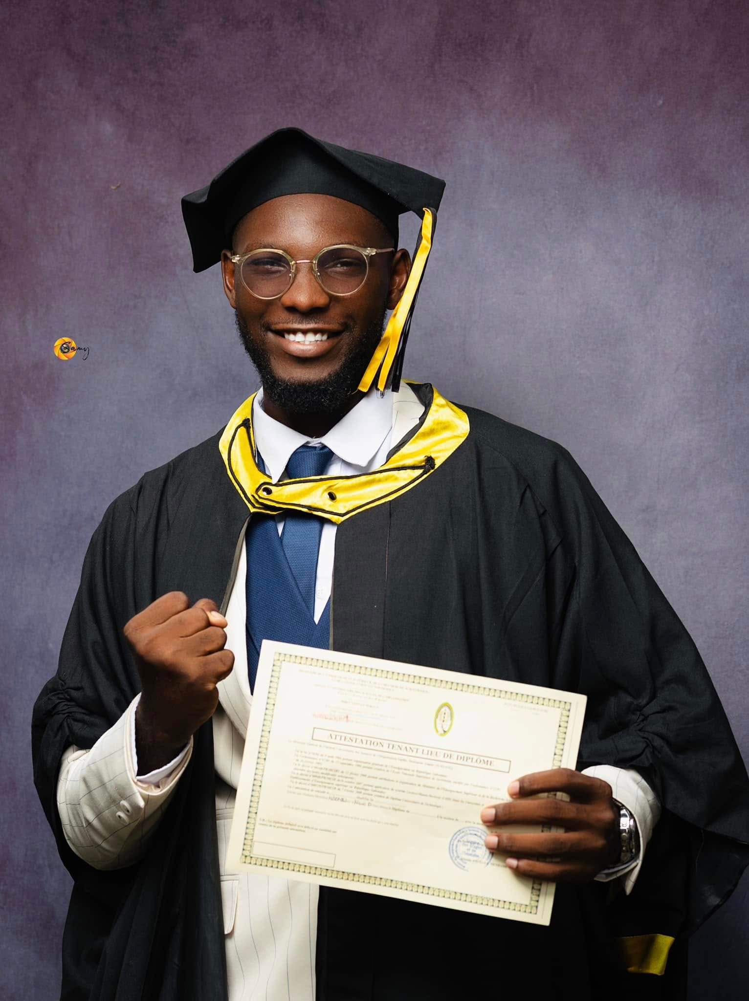 Portrait professionnel en studio éclairage artistique Samy Picture.